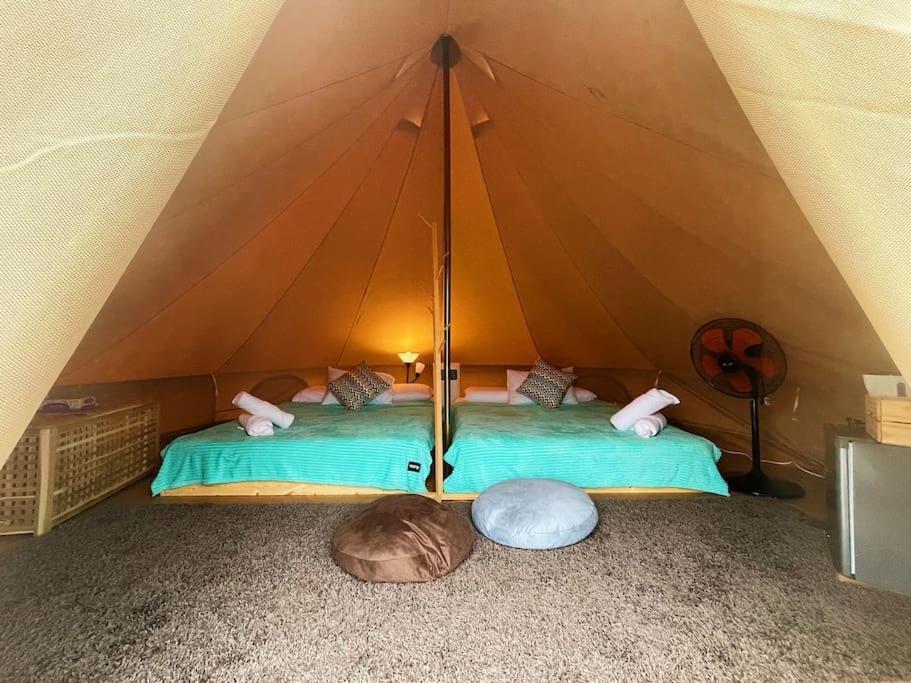 Rembulan Escape Bell Tent 2 Kampung Penarik Luaran gambar